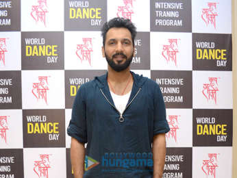 Mouni Roy and others attend Shakti Mohan's Nritya Shakti celebrations for 'World Dance Day'
