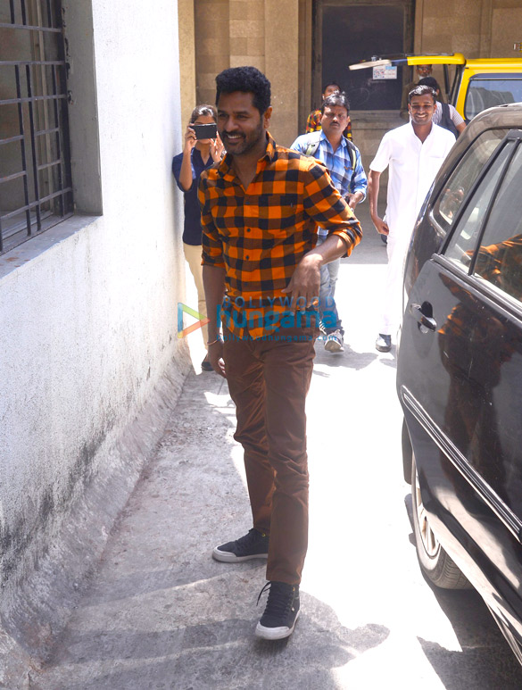 prabhu deva snapped in mumbai 1