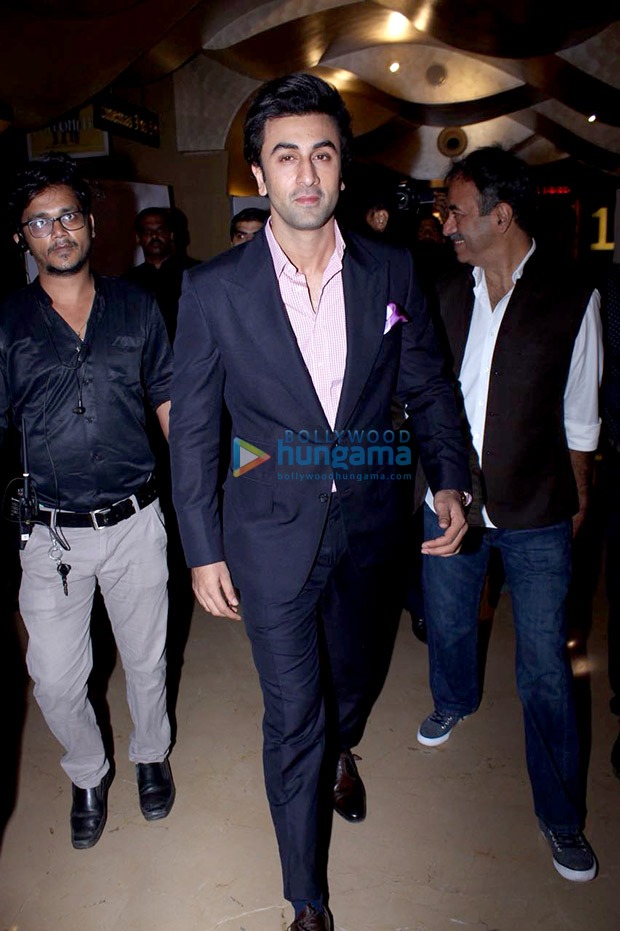 PinkVilla - Ranbir Kapoor looks dapper in casuals as he