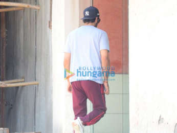 Ranbir Kapoor spotted at a clinic in Bandra