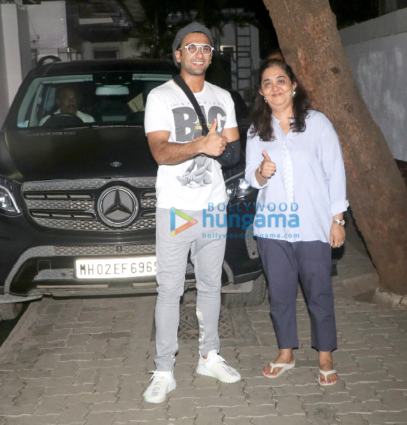 ranveer singh spotted at physio rehab center in bandra 6