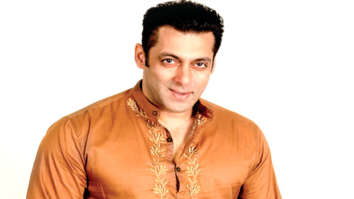 SHOCKING: When Salman Khan got into a fist fight with a photographer on Karan Arjun sets