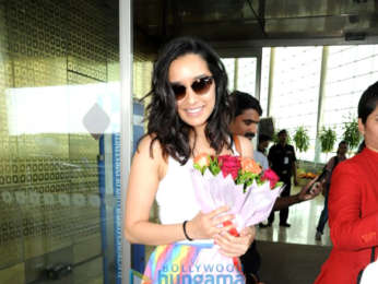 Salman Khan, Ramesh S Taurani, Jacqueline Fernandez snapped leaving for Da Bangg The Tour in Delhi