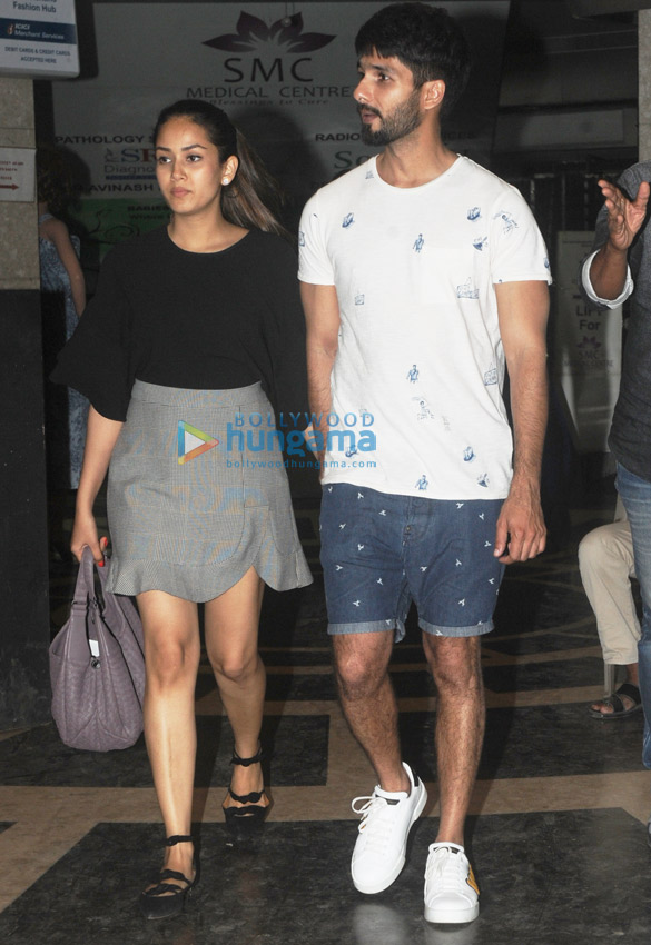 shahid kapoor and mira rajput spotted in bandra 2