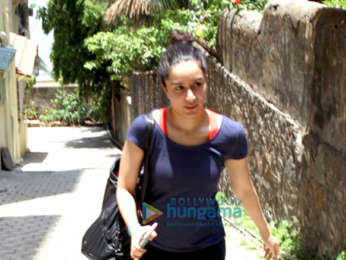 Shraddha Kapoor spotted at Yoga Cafe in bandra