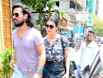 Shruti Haasan snapped with her boyfriend at Farmers Cafe in Bandra