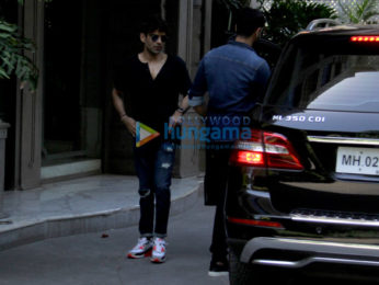 Sidharth Malhotra and Abhay Chopra spotted at Bandra