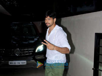 Sidharth Malhotra snapped at the Matrix office