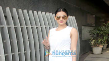 Sonal Chauhan spotted after her gym session in Bandra