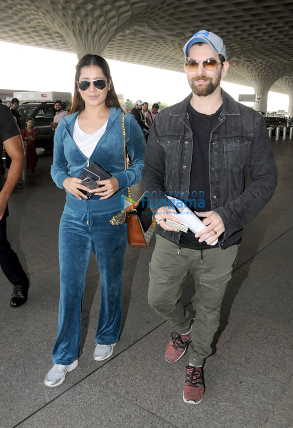 sonam kapoor yami gautam and neil nitin mukesh snapped at airport 3