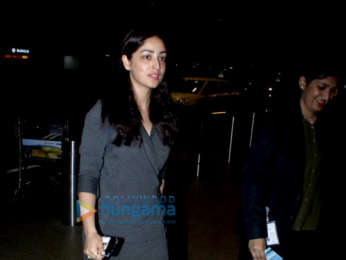 Sonam Kapoor, Yami Gautam and Neil Nitin Mukesh snapped at airport