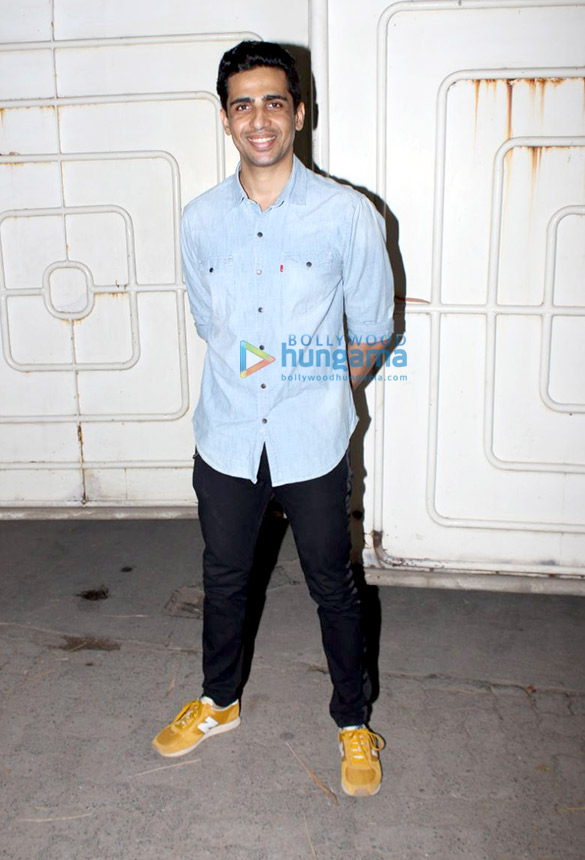 special screening of blackmail at sunny super sound in juhu 5