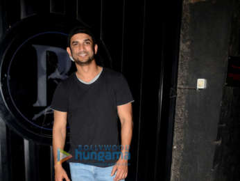 Sushant Singh Rajput snapped in Juhu