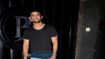 Sushant Singh Rajput snapped in Juhu