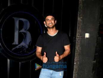 Sushant Singh Rajput snapped in Juhu