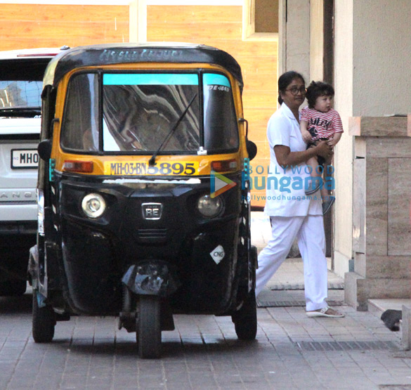 taimur ali khan spotted at amrita aroras house 1 3