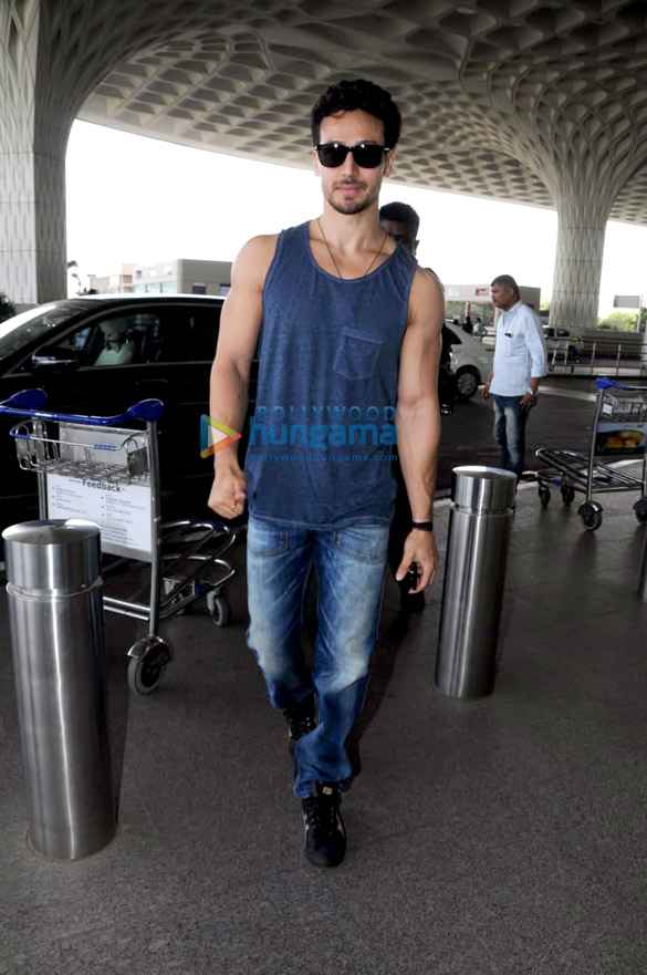 Tiger Shroff, Kiara Advani and others snapped at the airport