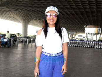 Tiger Shroff, Kiara Advani and others snapped at the airport