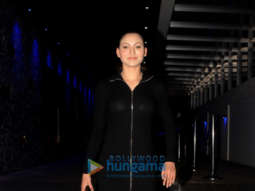 Urvashi Rautela snapped with her mom at Hakkasan
