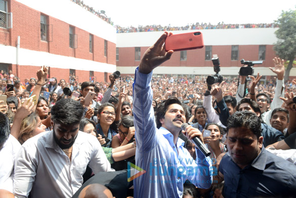 varun dhawan snapped promoting october at a college in delhi 6
