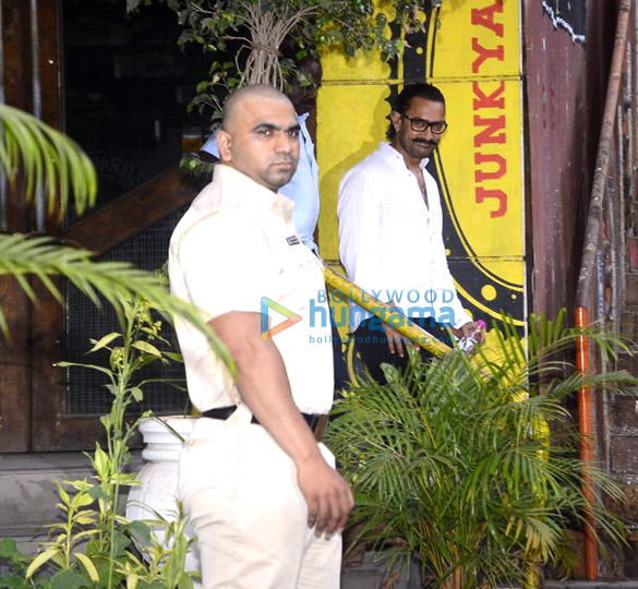 aamir khan snapped at a spa in bandra 1 2