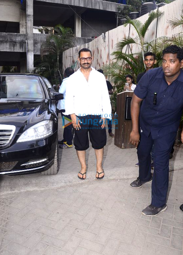 aamir khan snapped at a spa in bandra 2 2
