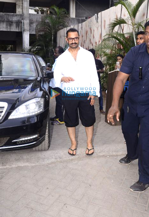 aamir khan snapped at a spa in bandra 5 2
