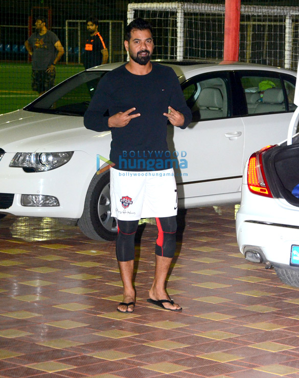 abhishek bachchan ishaan katter and others snapped at the football ground in bandra 5