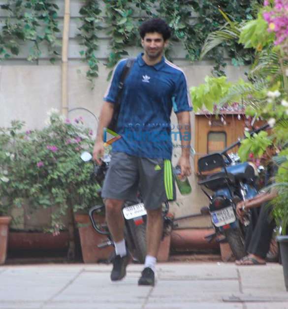 Aditya Roy Kapur snapped post his gym session Aditya Roy Kapur snapped post his gym session