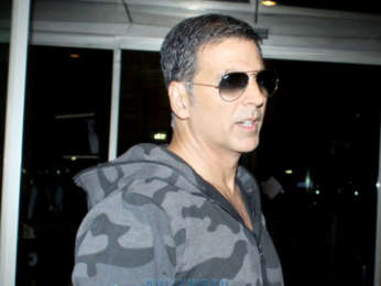 Akshay Kumar, Raveena Tandon and Suniel Shetty snapped at the airport