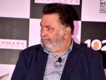 Amitabh Bachchan and Rishi Kapoor grace the success meet of '102 Not Out'