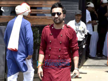 Anil Kapoor, Arjun Kapoor & others snapped attending Anand Ahuja-Sonam Kapoor's wedding