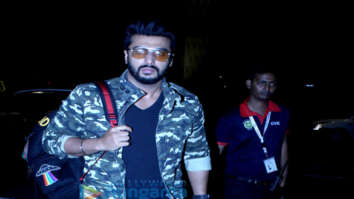 Arjun Kapoor and Parineeti Chopra snapped at the airport