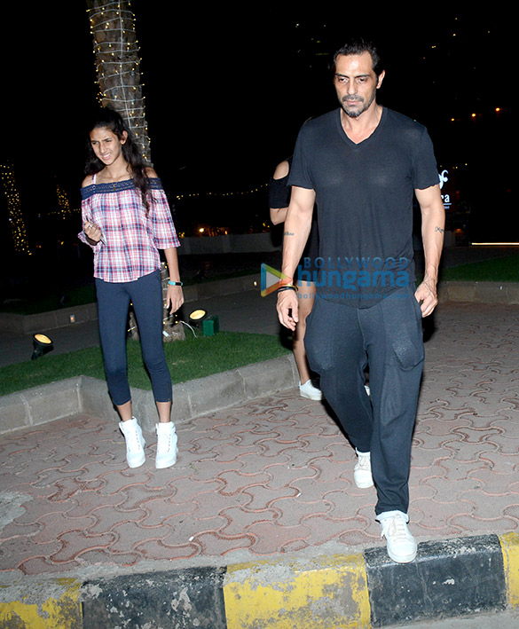 arjun rampal with family spotted at yauatcha in bkc 2