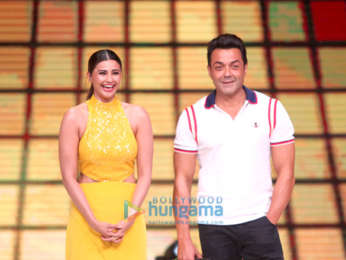 Cast of Race 3 snapped promoting the film on sets of the show Dance Deewane
