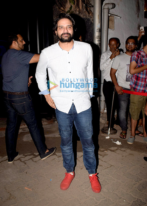 celebs grace mukesh chabbras birthday bash 26