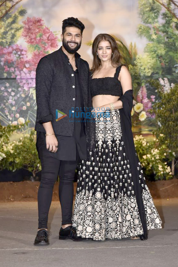 celebs grace sonam kapoor and anand ahujas wedding reception 4