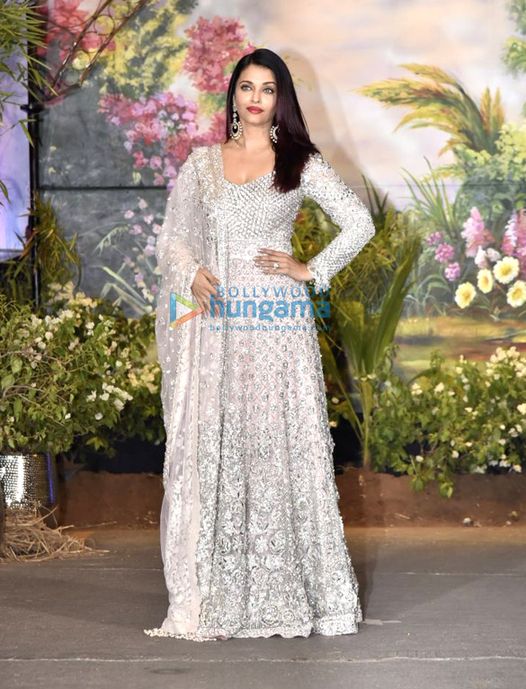 celebs grace sonam kapoor and anand ahujas wedding reception 6 2