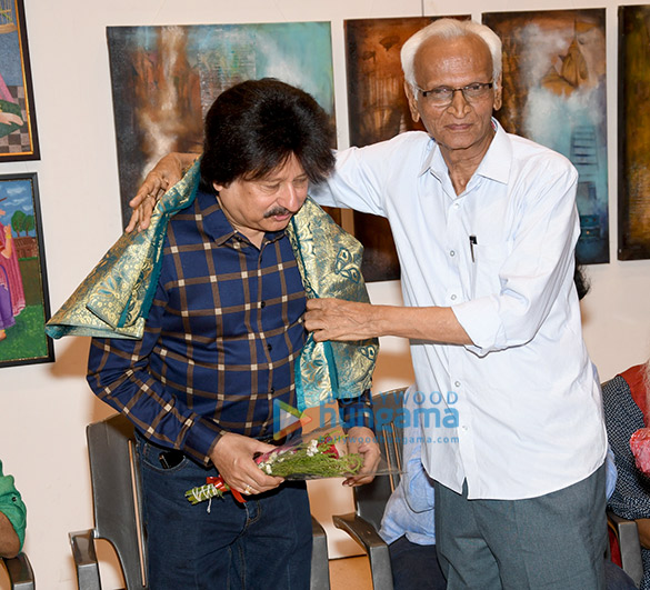 celebs grace unveiling of sanjay chhels first painting exhibition man the moon my abstract journey at jehangir art gallery 7