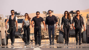 Check out the quirky behind the scenes of Race 3 where Salman Khan directs Jacqueline’s helicopter scene!!!!