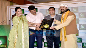 Hina Khan graces the launch of Shemaroo Entertainment’s Islamic devotional app ‘Ibaadat’