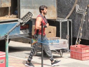 Hrithik Roshan snapped on location of a shoot in Bandra