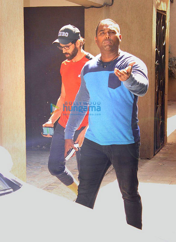 Hrithik Roshan spotted at Bblunt salon in Juhu