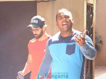 Hrithik Roshan spotted at Bblunt salon in Juhu