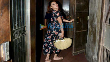 Jacqueline Fernandez snapped at Pali Bhavan