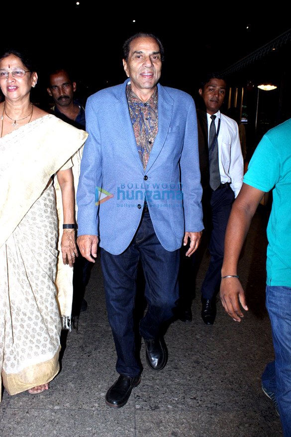 Karan Johar, Dharmendra and others snapped at the airport Karan Johar, Dharmendra and others snapped at the airport