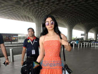 Karisma Kapoor, Taapsee Pannu, Khushi Kapoor, Angad Bedi and others snapped at the airport