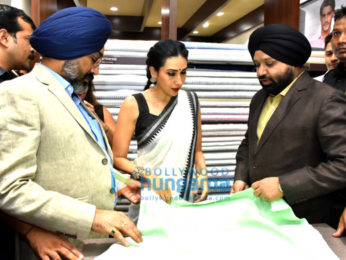 Karisma Kapoor inaugurates the 172nd store of Linen Club
