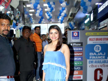 Prachi Desai snapped shopping at Irla