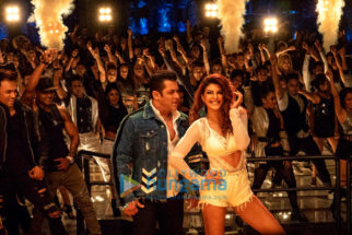 Movie Stills Of The Race 3